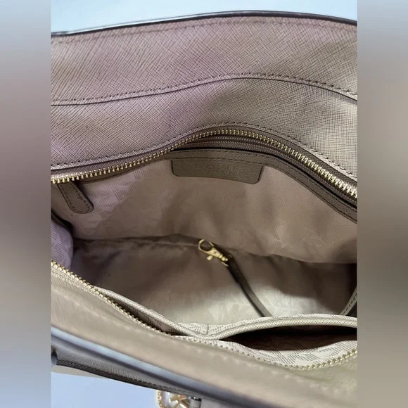Michael Kors Dillon Medium Saffiano Leather Satchel Taupe Tan Bag Purse - EUC - Picture 7 of 11
